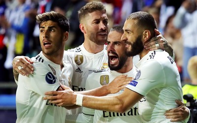 南亚体育独家-B席当选最佳球员