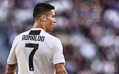 南亚体育-C罗点球锁定胜局